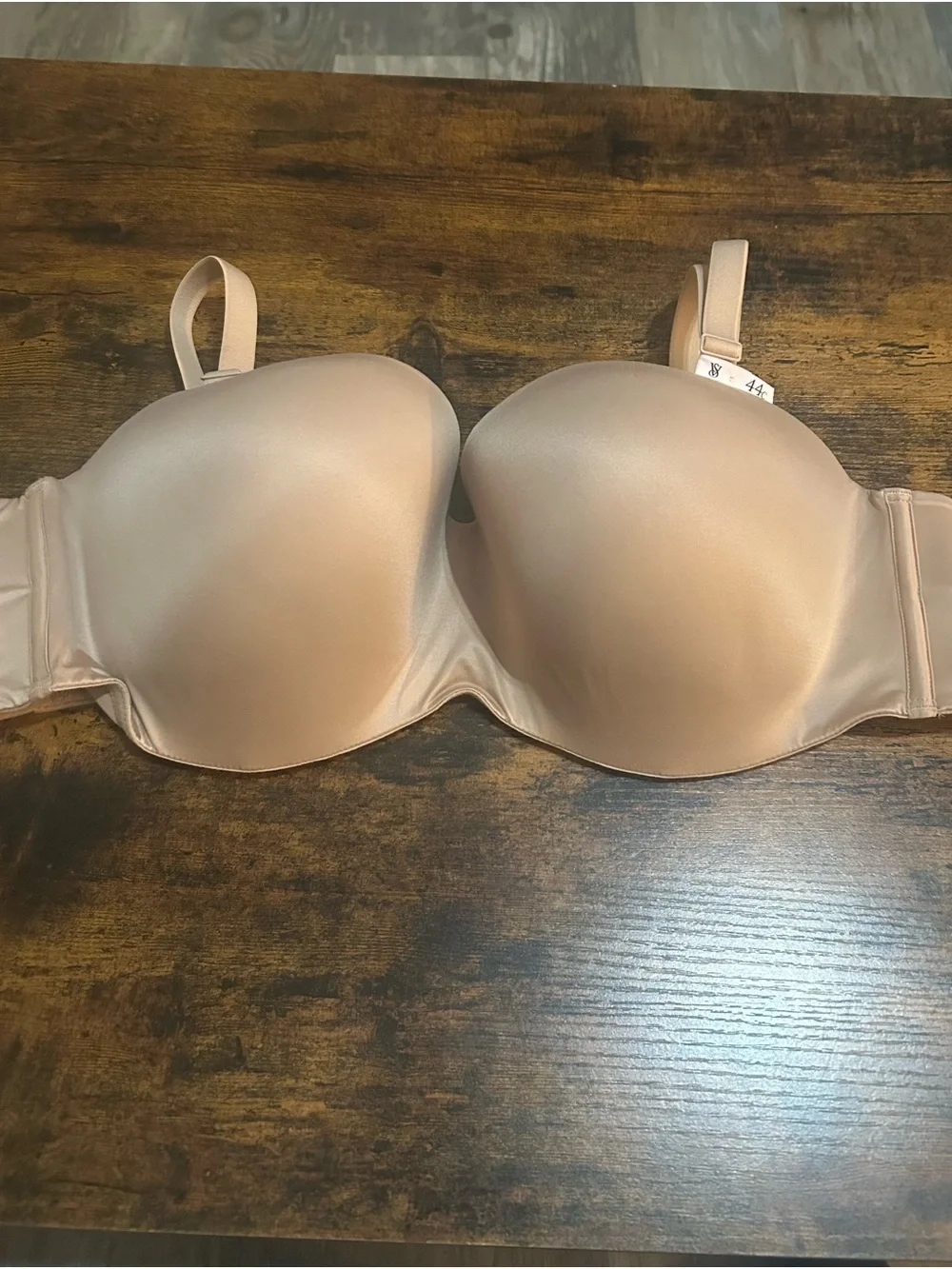 Victoria's Secret body by Victoria bra-strapless